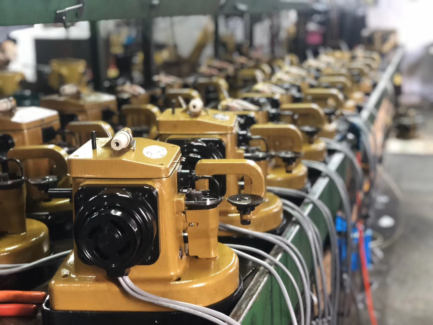 中国製電子工業再生家具縫製ヘビーデューティーニードルフィード - Leather Needle Heavy のレビューと価格