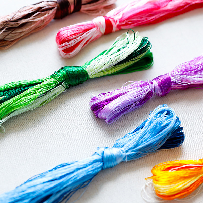 20m蘇州刺繍シルク糸8色各色DIY共通色手動枝縫いツールア - Sewing Necessities のレビューと価格